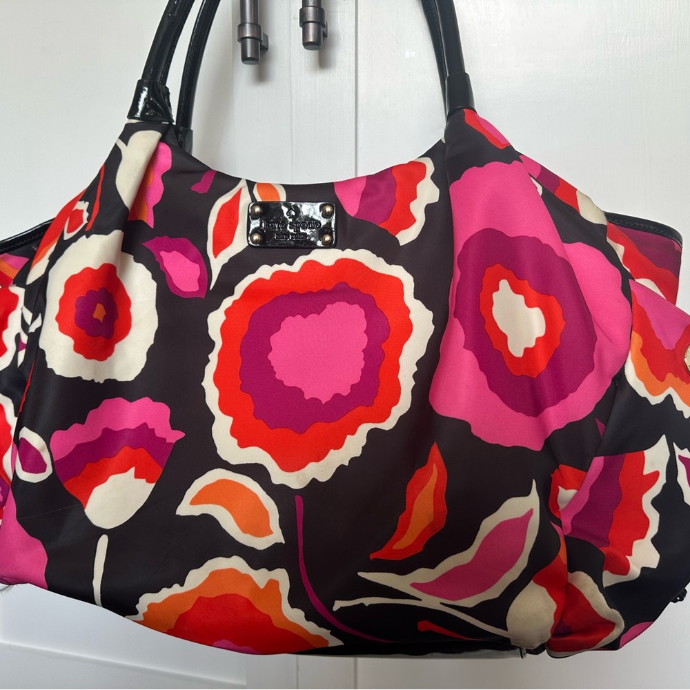 Kate Spade Floral Diaper or Tote Bag with Black Handles - Picture 2 of 5